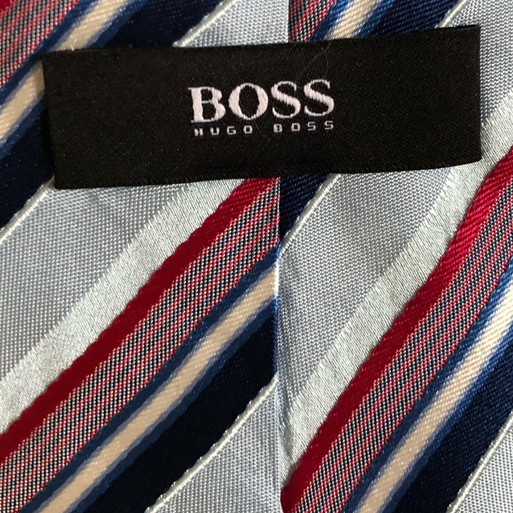 Hugo Boss Tie - Picture 3 of 3